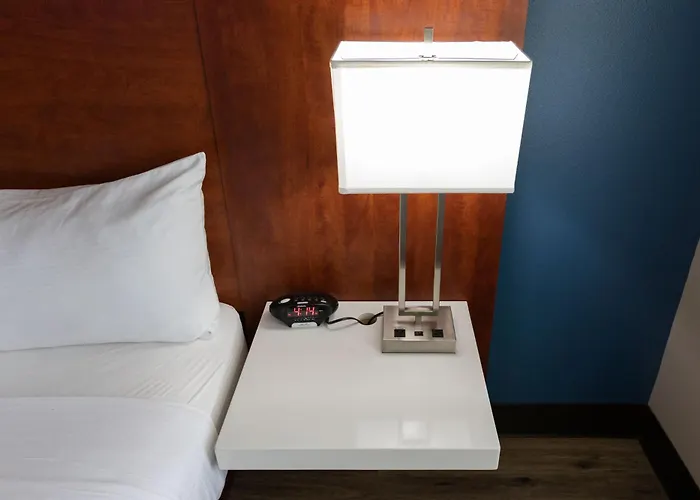 Hotel The Azure